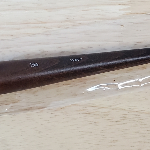 Make Up For Ever Pro #156 Blush Brush - Picture 5 of 8